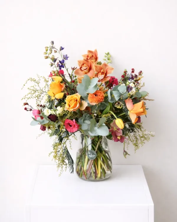 vase flower arrangement seasonal blooms natural abundant style